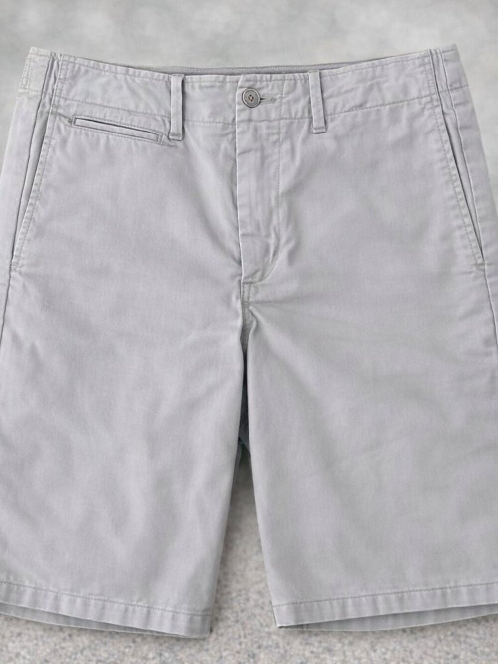 GAP Men's Soft Gray Flat Front Shorts Neutral Casual Capsule Nautical Minimalist